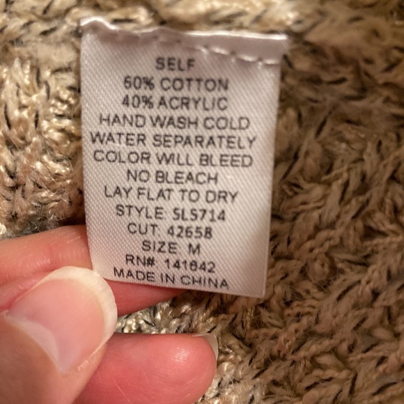 Shirley Lee Sweater with a twist back . Open - Picture 7 of 14